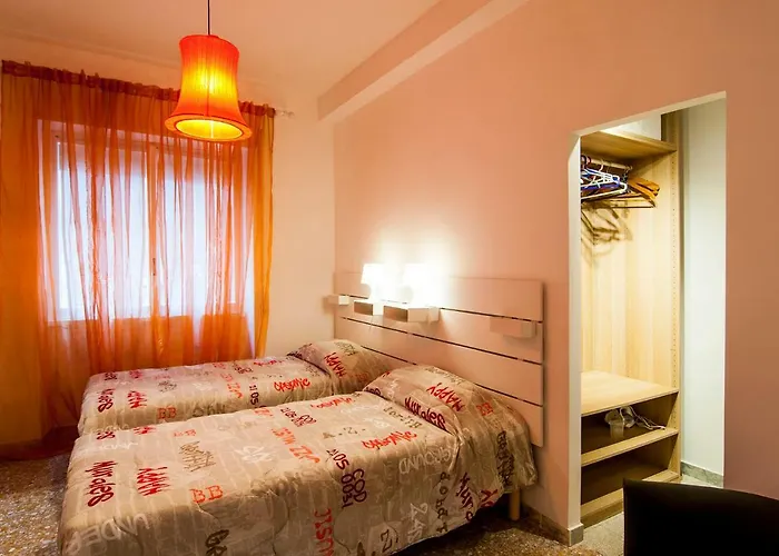 Apartament Guesthost - Vatican Museums Cozy Flat X4 *
